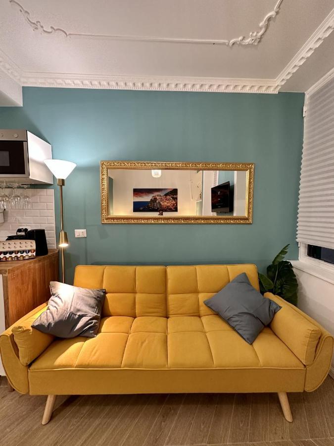 Aquarium Exclusive Loft - Private Parking Appartement Genua Buitenkant foto